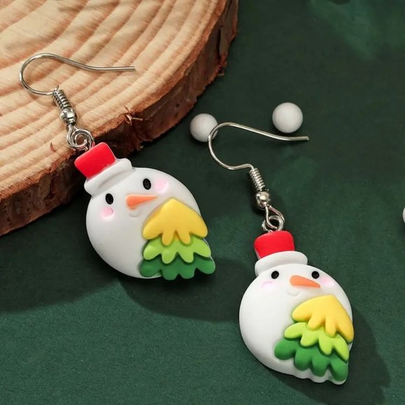 3/$12~Resin Snowman Earrings - Picture 2 of 3